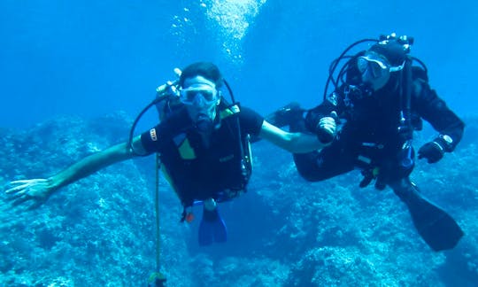 Go out and enjoy diving in Monte Argentario, Italy