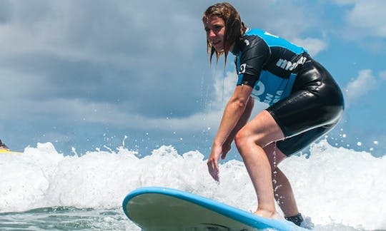 Learn to surf with the best surfers in Las Palmas de Gran Canaria, Spain