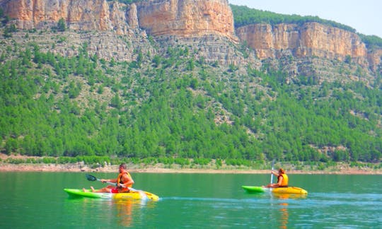 Excursions en kayak pour tous à Montanejos, Espagne