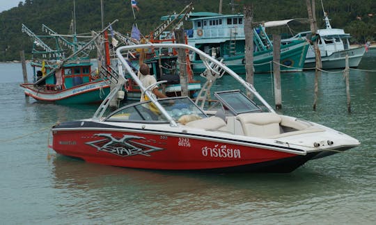 'Mastercraft X-Star' Wakeboarding in Tambon Ko Pha-ngan