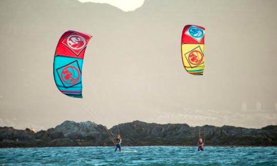Kiteboarding Lessons in El Médano