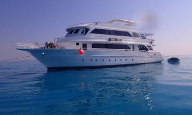 M/Y South Moon Dive Boat in Chalkidiki