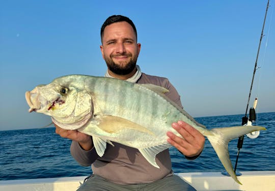 Viaje privado de pesca a Dubái para hasta 5 personas