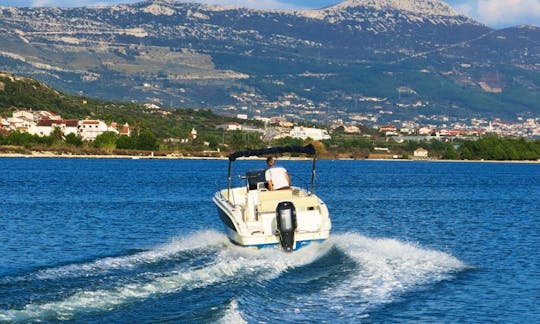 Mingolla Brava 22 Boat in Trogir, Croatia
