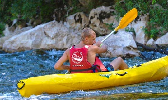 Kayak Descending Trips on Gorges de l'Ardèche