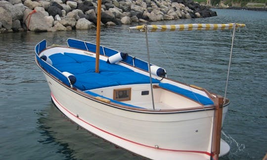 "Gozzo Sorrentino" Boat Trips in Massa Lubrense