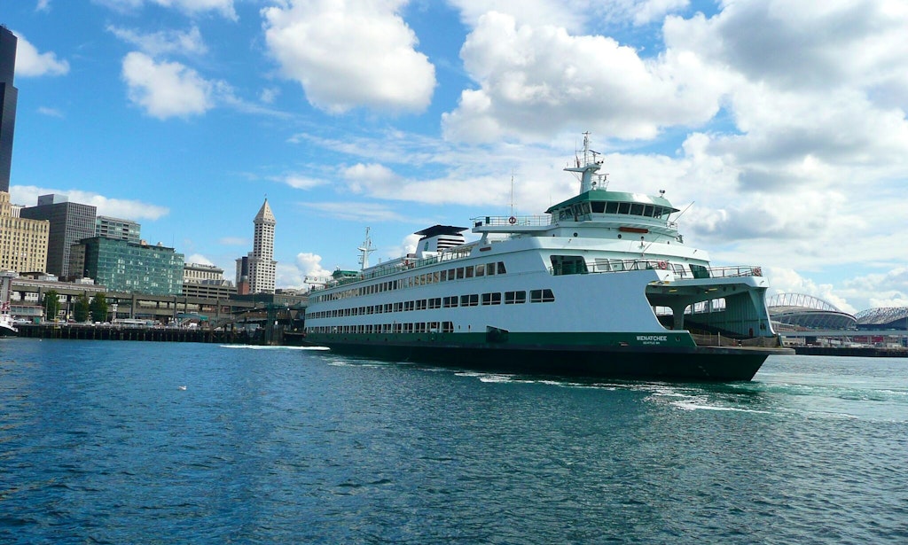 boat rental with captain seattle 42 cruising monohull charter in seattle washington boat rental with captain seattle 42 cruising monohull charter in seattle washington