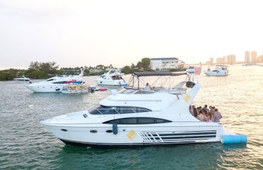 Great Ocean-Going Vacation Yatch Carver 50'  --Jet ski for FREE --in Miami Beach