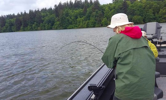 Power Boat Fishing Trips in McMinnville, Oregon