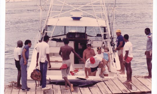 38' Sport Fisherman Fishing Charters in Ocho Rios, Jamaica