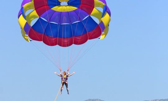 Parasailing in Kerkira