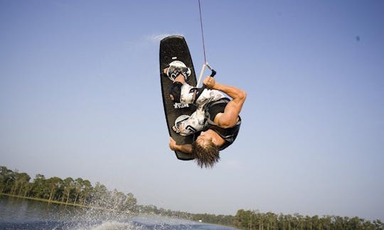 Wakeboarding in Kerkira