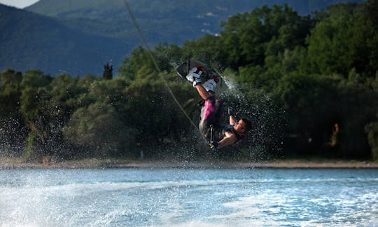 Wakeboarding in Kerkira