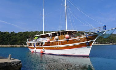 ''M/Y Tvrdi'' Mega Yacht Charter in Jesenice