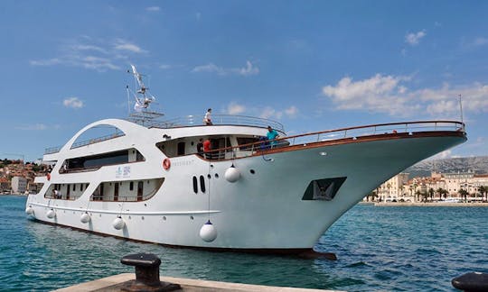 ''M/Y President'' Power Mega Yacht Charter in Jesenice