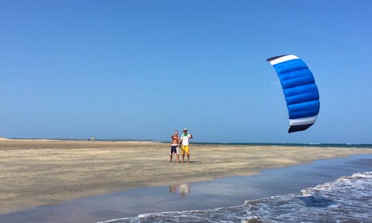 Kitesurfing Lessons in Castiglione del Lago