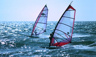 Windsurfing Rentals & Lessons in Common Moor, UK
