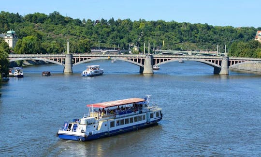 Porto River Cruise tour in Prague