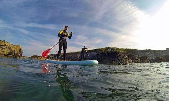 Stand Up Paddleboard Course in Newquay, UK