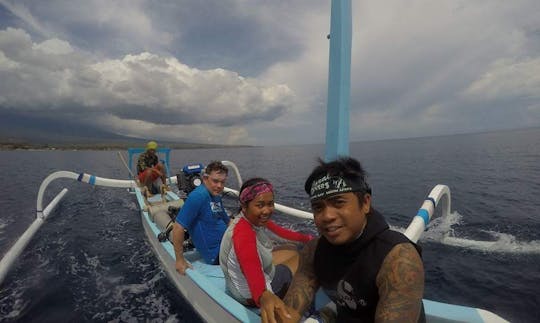 Plongée dans la boue et excursions de plongée amusantes avec PADI Dive Masters à Bali, en Indonésie