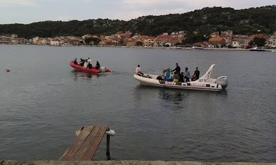 Excursions et cours de plongée à Tisno