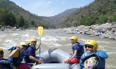 Viaje en balsa en Katmandú, Nepal