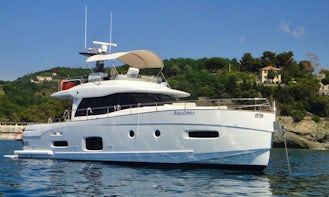 Motor Yacht rental in Cascais e Estoril