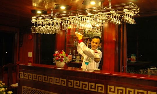 Dragon Pearl Cruise in Hanoi