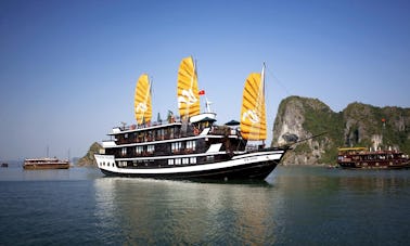Paradise Luxury Cruise in Hanoi