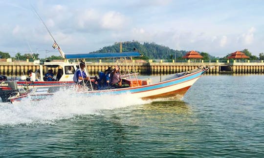 Cuddy Cabin Fishing Charter in Kemaman, Malaysia