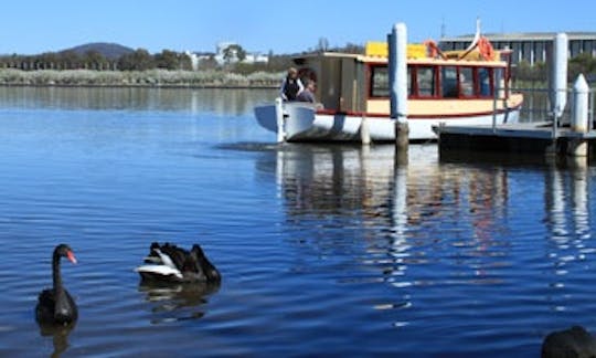 Visitas turísticas en el lago Burley Griffith, Acton