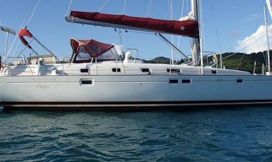 Beneteau Oceanis Clipper 461 Charter Cruising Monohull en Notios Tomeas Athinon