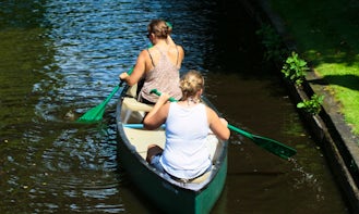 Canoe Rental in Giethoorn, Netherlands