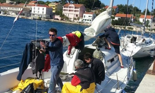 30' Blue Wave Cruising Monohull rental in Zadar