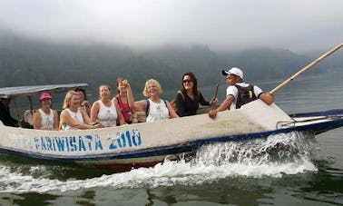 ¡Paseos en bote por el lago Batur Kintamani!