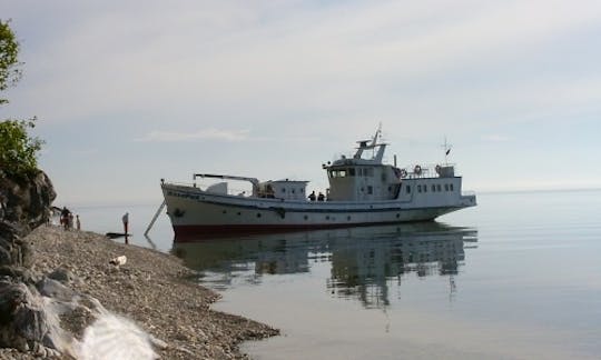 98' Yacht Charters in Lake Baikal, Russia