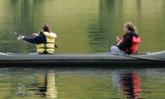 Excursions guidées de pêche en canoë en Norvège