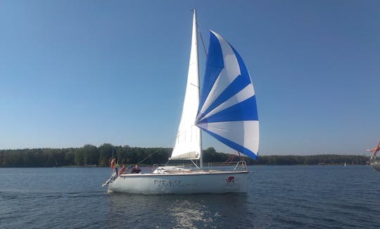 Alquiler de monocasco de crucero Twister 26 en Gizycko, Polonia