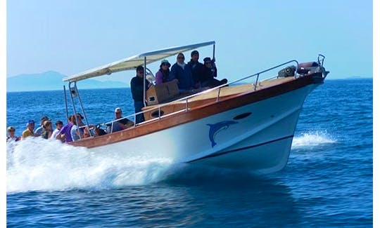 Pleasure Boat Charter in Furore, Italy