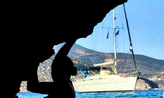 Daily Cruises with 2002 Bavaria 37 to Poliegos (from Sifnos)