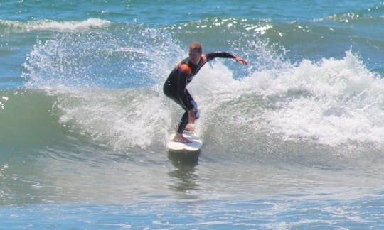 Aulas de surf na Indonésia