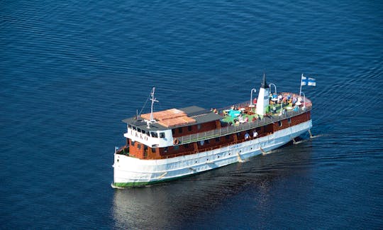 Charter Cruising  Yacht in Finland