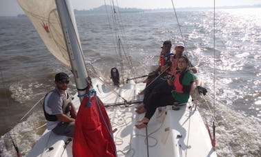 Cours d'apprentissage de la voile à Gateway of India, Mumbai