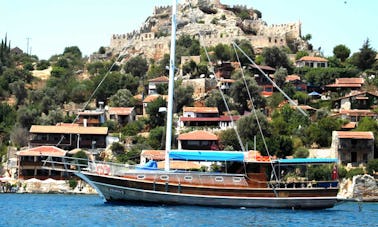 Gulet Charter in Kaleucagız Koyu, Turkey