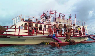 El Nido Party Boat - Booze Cruise / Island Hopping!