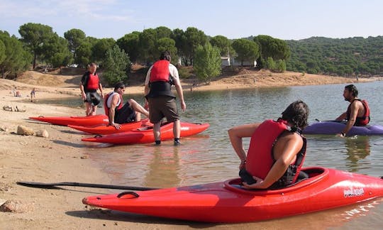 Aluguel de caiaques e cursos em San Martín de Valdeiglesias,