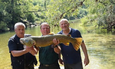 Viajes de pesca en Idrija