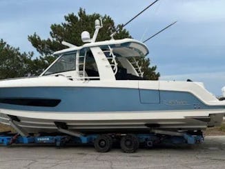 ⭐ FREE HOUR  ⭐ LUXURY Boston Whaler 420 Outrage – Sport Cruise
