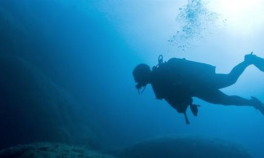 Cours de plongée et excursions à Krong Preah Sihanouk