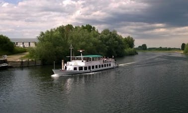 Location de bateaux à passagers « Domani » à Kerkdriel